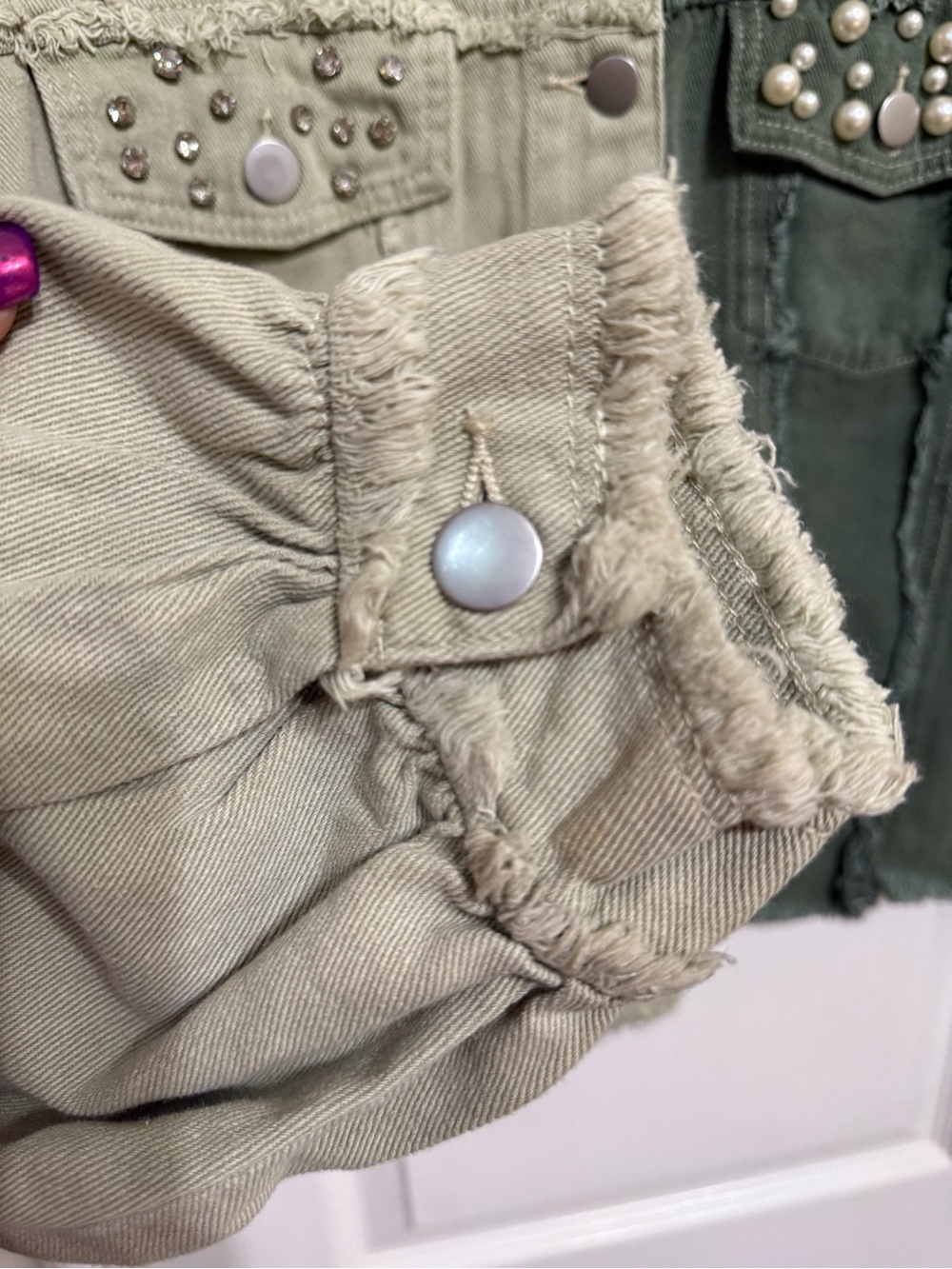 H207 POL L pp22 Two-Tone Olive & Sage Pearl-Studded Denim Jacket Top - Picture 3 of 10